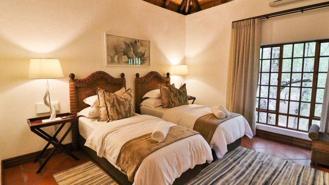 Kruger Private Lodge Marloth Park Buitenkant foto