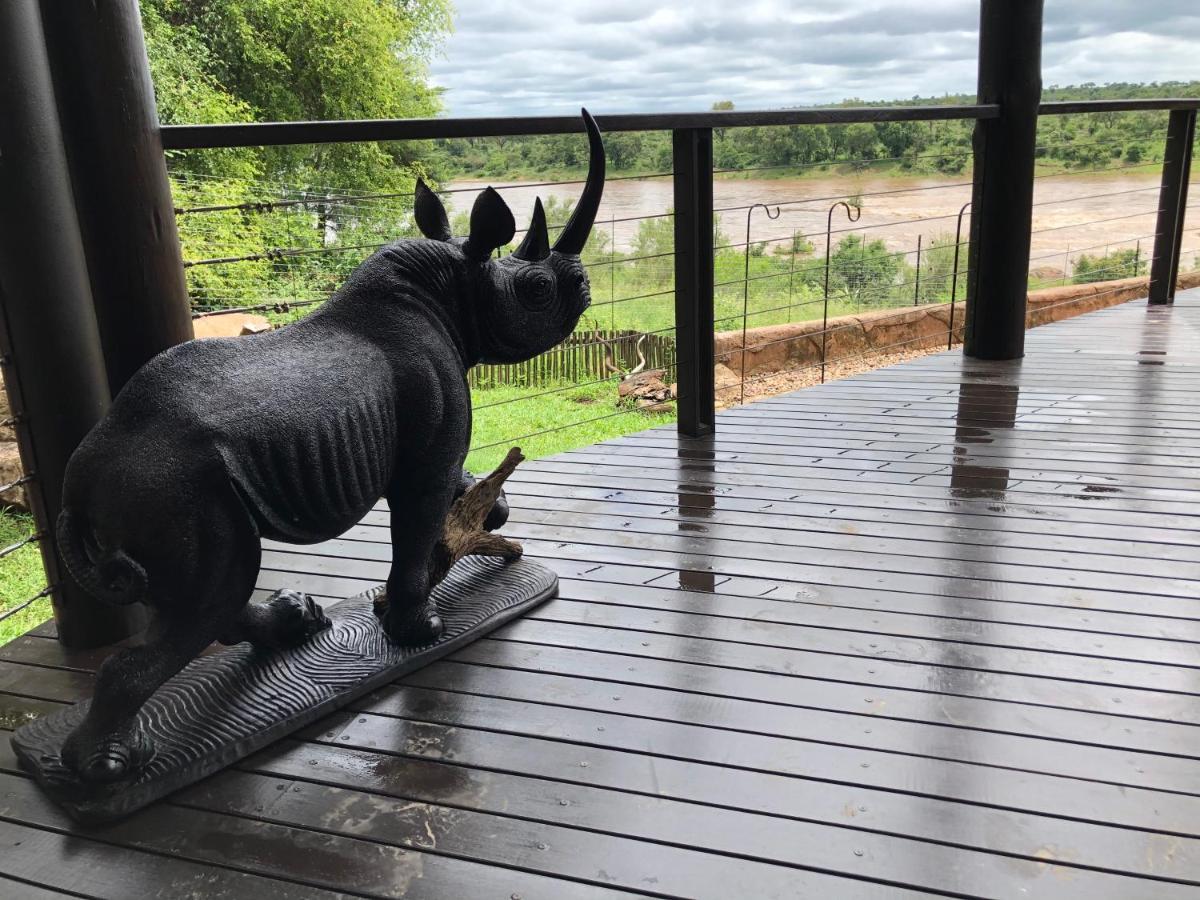 Kruger Private Lodge Marloth Park Buitenkant foto