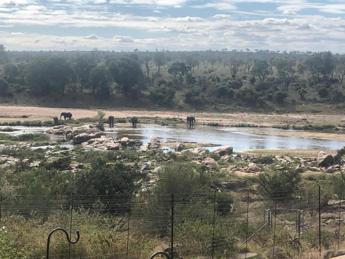 Kruger Private Lodge Marloth Park Buitenkant foto